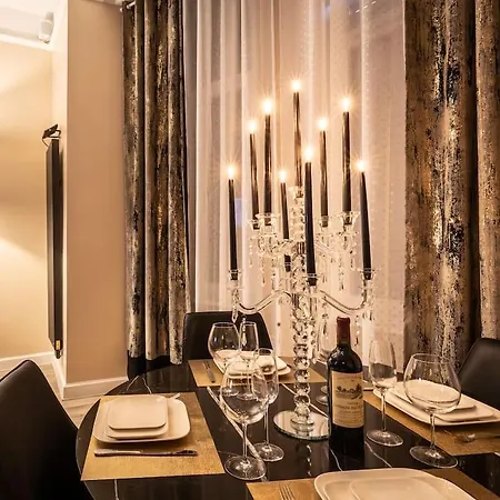 De Luxe Avec Jacuzzi Au Centre De Апартаменты *