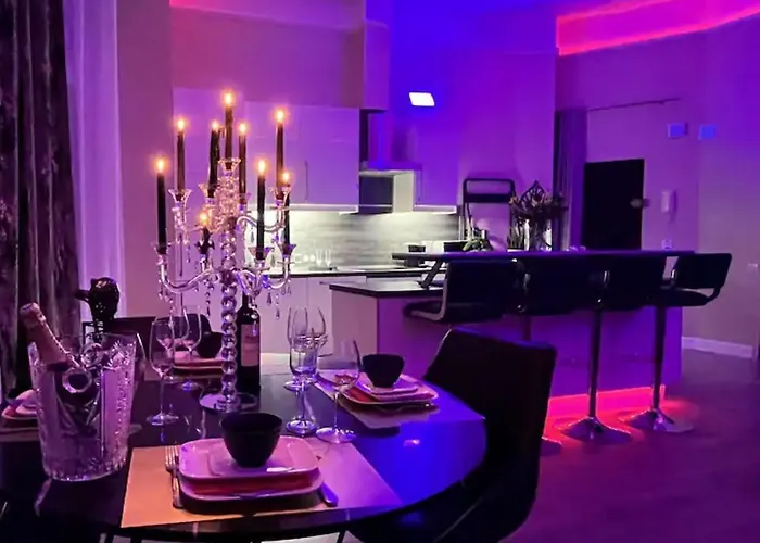 De Luxe Avec Jacuzzi Au Centre De *